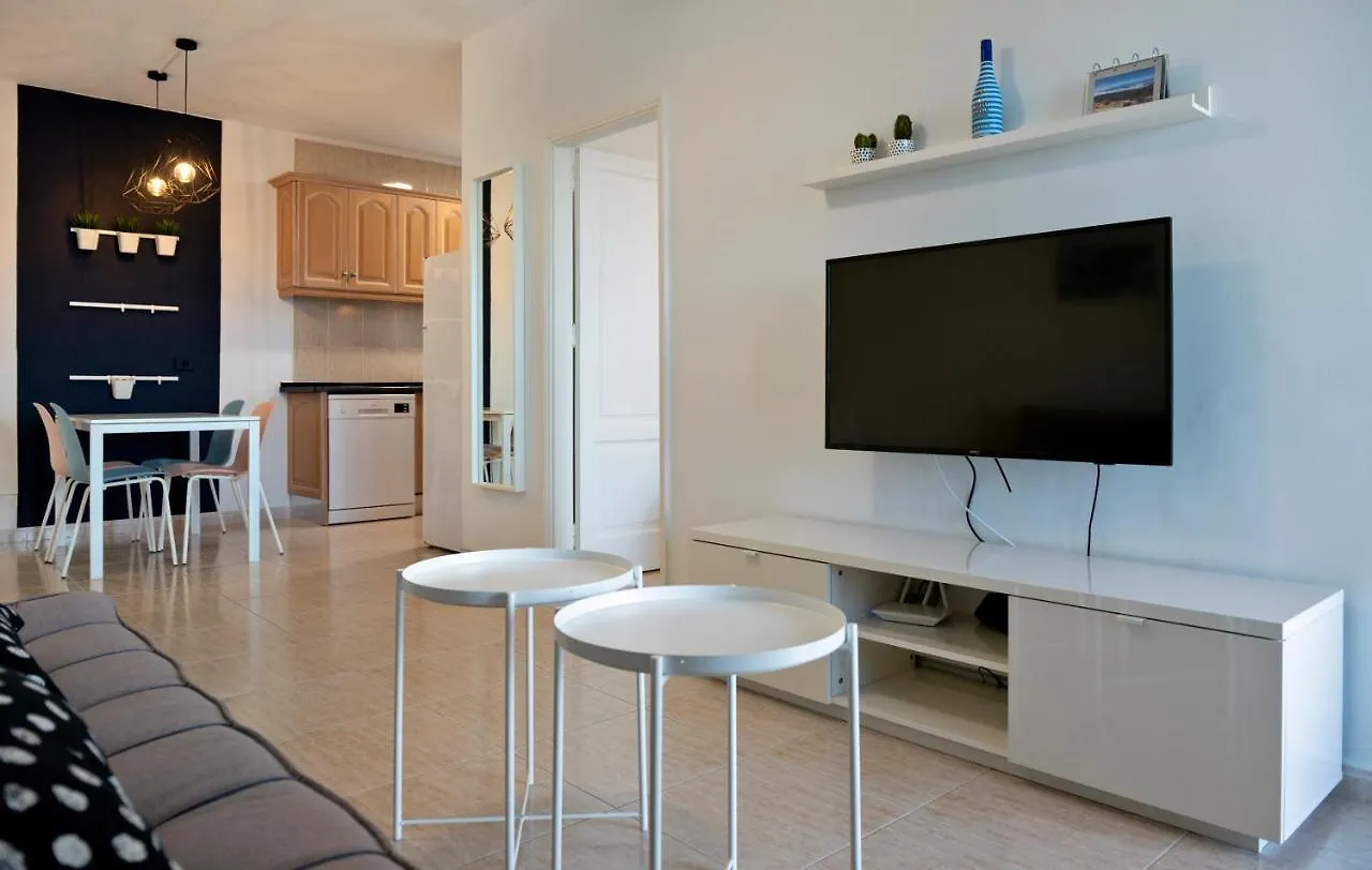 Eslanzarote Rame House In Puerto Del Carmen, Super Wifi, Sat Tv Apartment Tias